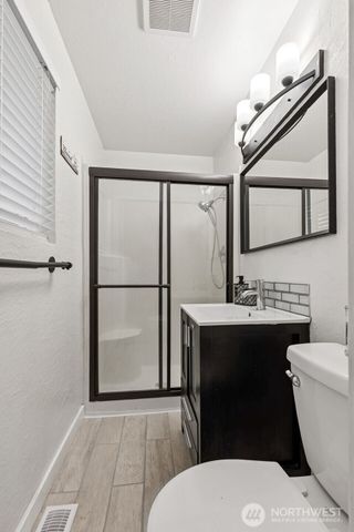 430 School Court SE, Lacey, WA 98503