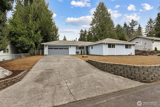430 School Court SE, Lacey, WA 98503