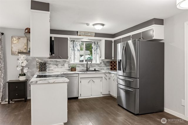 430 School Court SE, Lacey, WA 98503