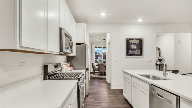 9946 Edgebrook Lane, Huntley, IL 60142