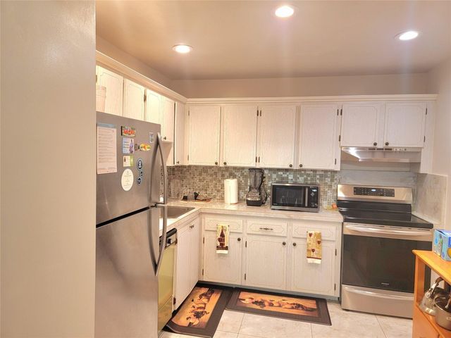 8260 SW 24TH Street 6214, North Lauderdale, FL 33068