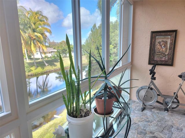 8260 SW 24TH Street 6214, North Lauderdale, FL 33068