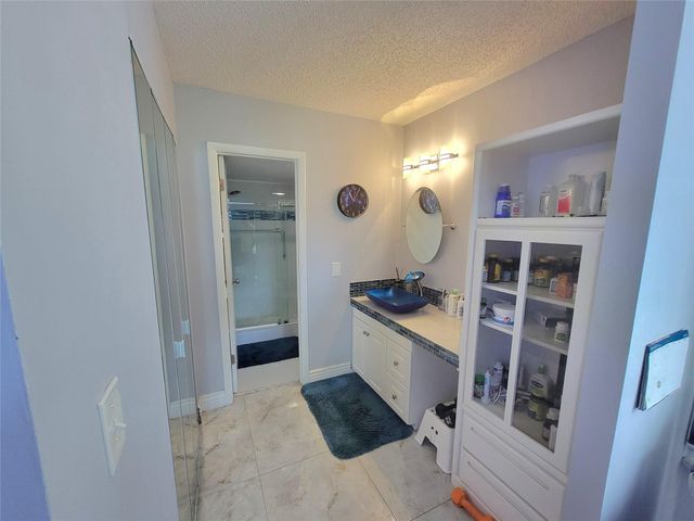 8260 SW 24TH Street 6214, North Lauderdale, FL 33068