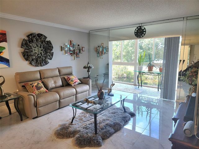 8260 SW 24TH Street 6214, North Lauderdale, FL 33068