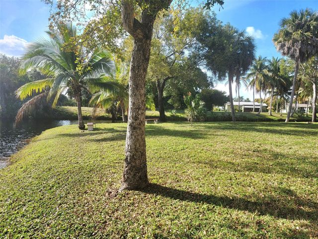 8260 SW 24TH Street 6214, North Lauderdale, FL 33068