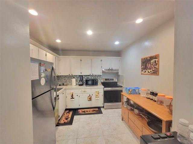 8260 SW 24TH Street 6214, North Lauderdale, FL 33068