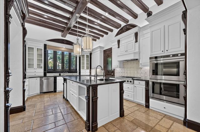 4505 Tour 18 Drive, Flower Mound, TX 75022