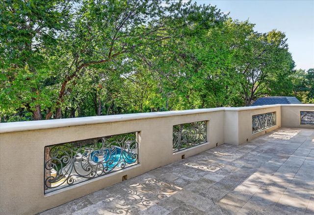 4505 Tour 18 Drive, Flower Mound, TX 75022