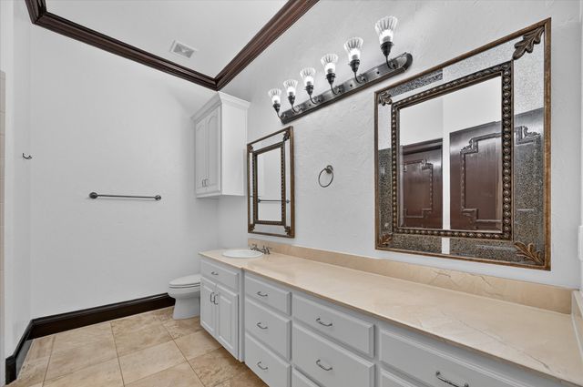 4505 Tour 18 Drive, Flower Mound, TX 75022