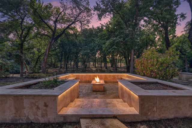 4505 Tour 18 Drive, Flower Mound, TX 75022