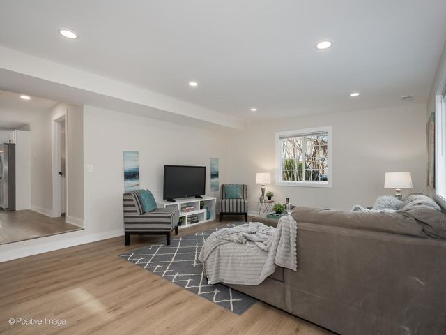 2217 Ruby Street, Melrose Park, IL 60164