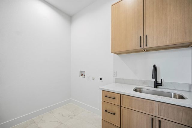 2332 Wycliff Avenue, Dallas, TX 75219