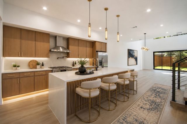 2332 Wycliff Avenue, Dallas, TX 75219