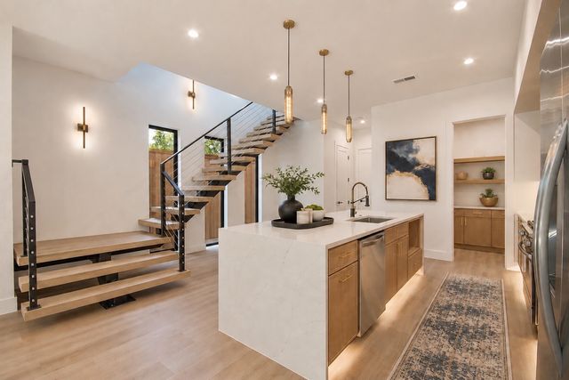 2332 Wycliff Avenue, Dallas, TX 75219