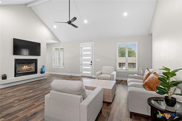 2204 Magnolia Drive, Round Rock, TX 78664