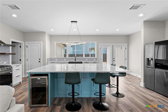 2204 Magnolia Drive, Round Rock, TX 78664