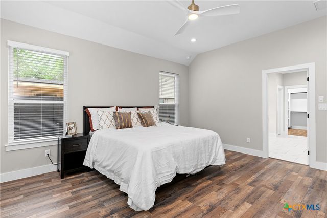 2204 Magnolia Drive, Round Rock, TX 78664