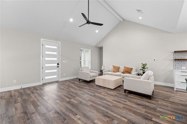 2204 Magnolia Drive, Round Rock, TX 78664