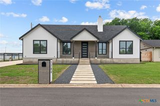 2204 Magnolia Drive, Round Rock, TX 78664