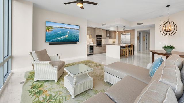 1 Water Club Way 402, North Palm Beach, FL 33408