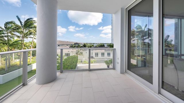 1 Water Club Way 402, North Palm Beach, FL 33408