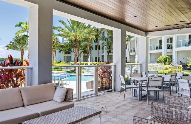 1 Water Club Way 402, North Palm Beach, FL 33408