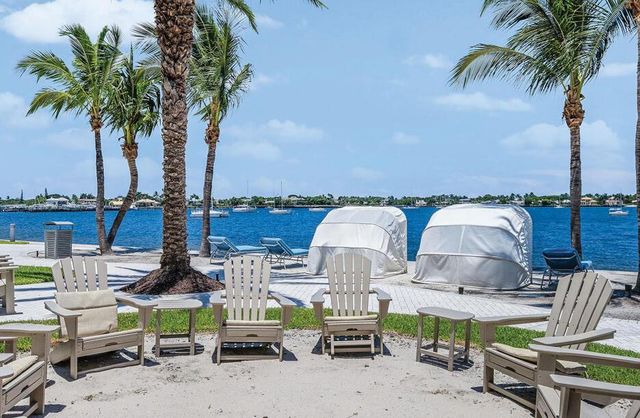 1 Water Club Way 402, North Palm Beach, FL 33408