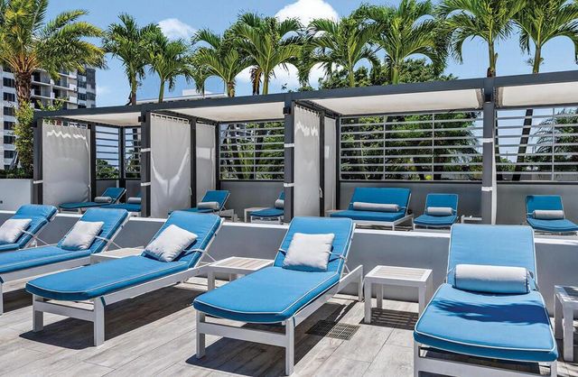 1 Water Club Way 402, North Palm Beach, FL 33408
