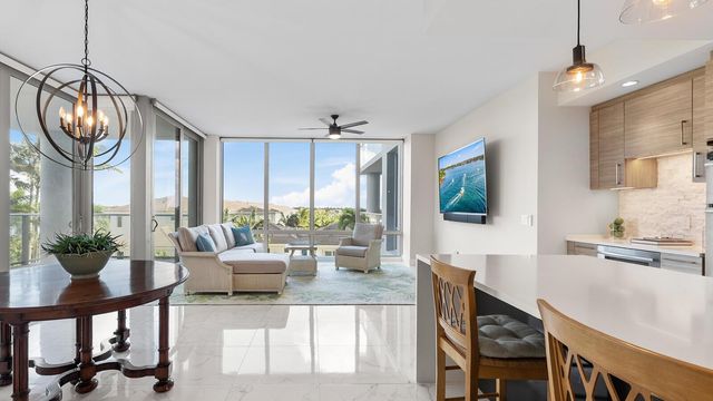 1 Water Club Way 402, North Palm Beach, FL 33408