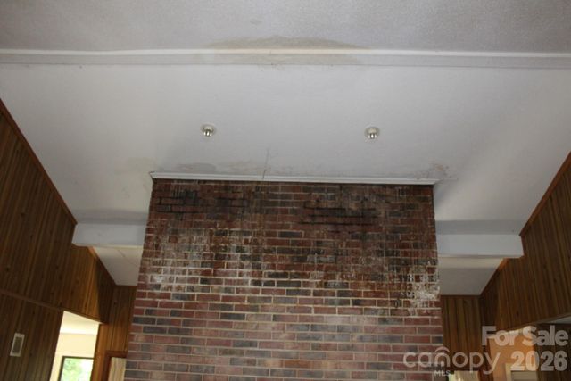 30 Oak Lane, Columbus, NC 28722