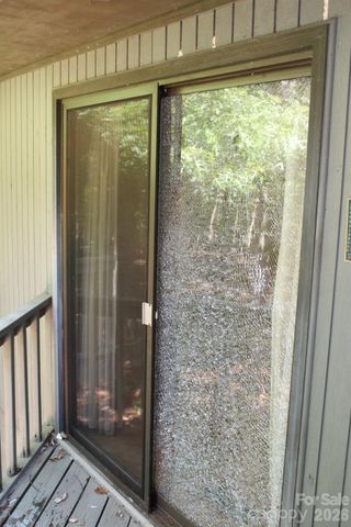 30 Oak Lane, Columbus, NC 28722