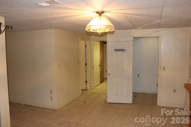30 Oak Lane, Columbus, NC 28722