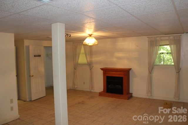 30 Oak Lane, Columbus, NC 28722