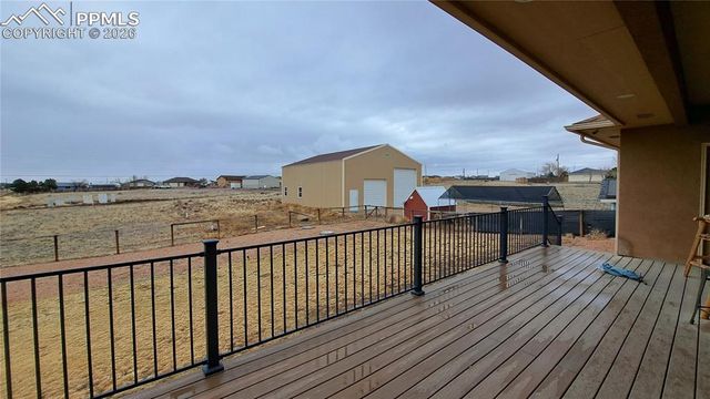 1194 E Gunpowder Lane, Pueblo, CO 81007