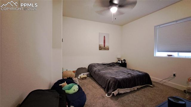 1194 E Gunpowder Lane, Pueblo, CO 81007