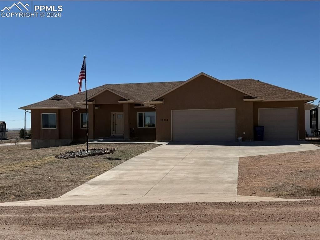 1194 E Gunpowder Lane, Pueblo, CO 81007