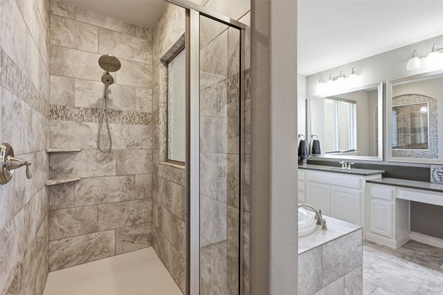 10813 Sycamore Falls Drive, Flower Mound, TX 76226