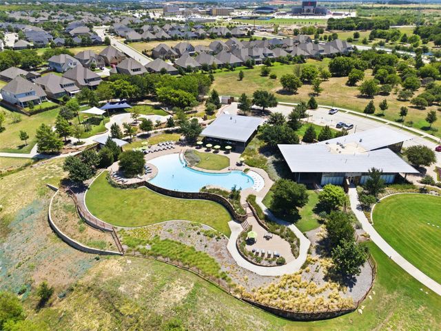 10813 Sycamore Falls Drive, Flower Mound, TX 76226