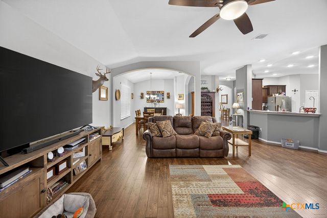 1129 Iron Glen Drive, Temple, TX 76502