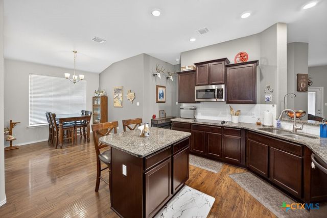 1129 Iron Glen Drive, Temple, TX 76502