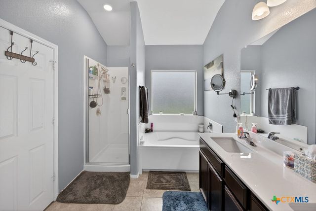 1129 Iron Glen Drive, Temple, TX 76502