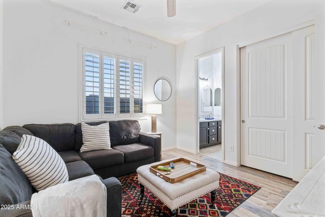 21421 E WAVERLY Drive, Queen Creek, AZ 85142