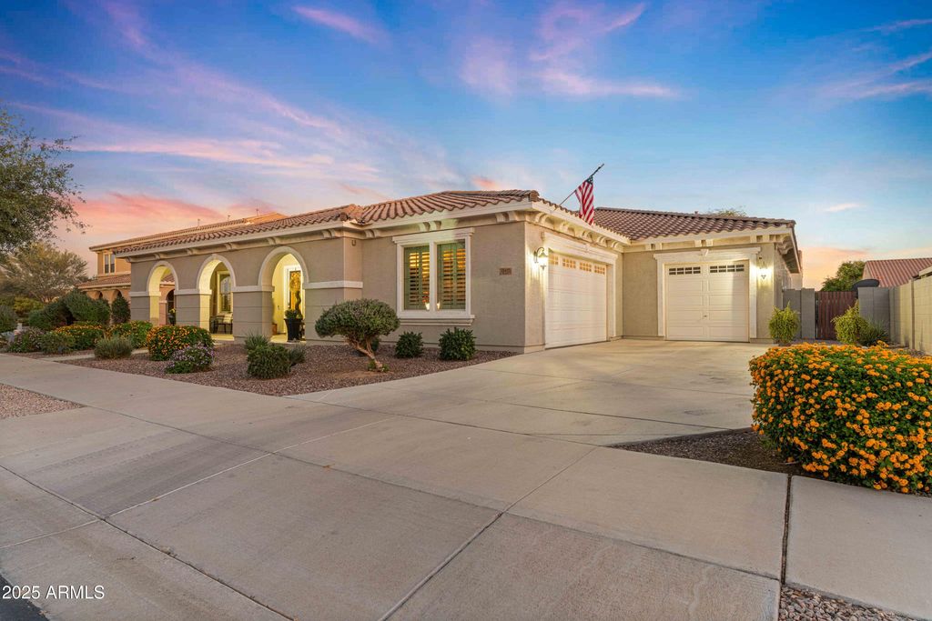 21421 E WAVERLY Drive, Queen Creek, AZ 85142