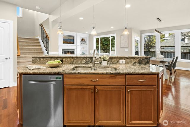 2302 NE 28th Street, Renton, WA 98056