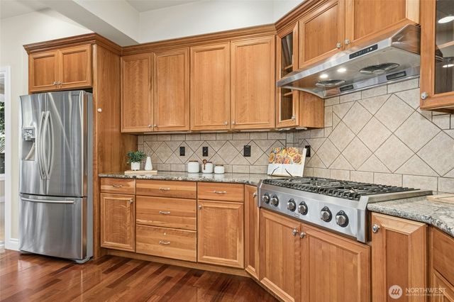 2302 NE 28th Street, Renton, WA 98056