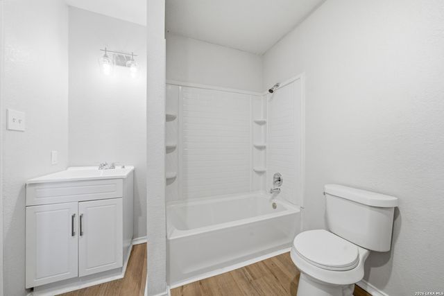 1325 W Mariposa, San Antonio, TX 78201