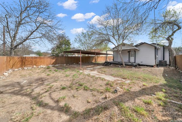 1325 W Mariposa, San Antonio, TX 78201