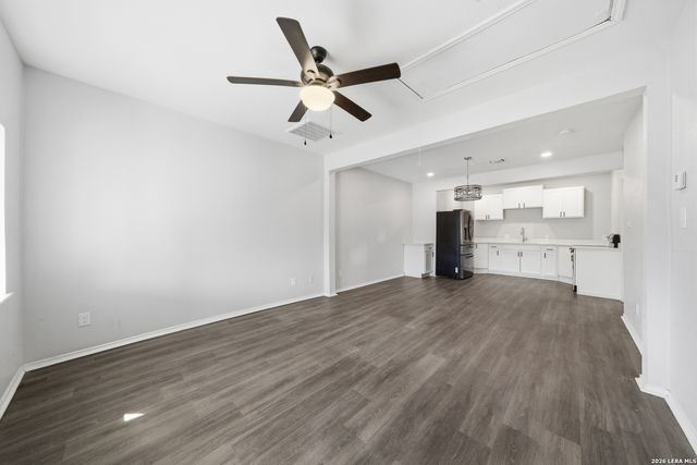 1325 W Mariposa, San Antonio, TX 78201