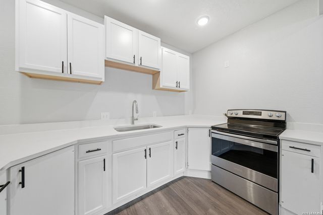 1325 W Mariposa, San Antonio, TX 78201