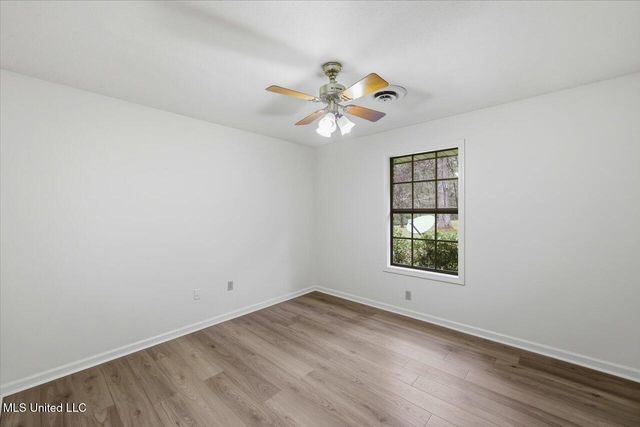 14 Sylwood Place, Jackson, MS 39209